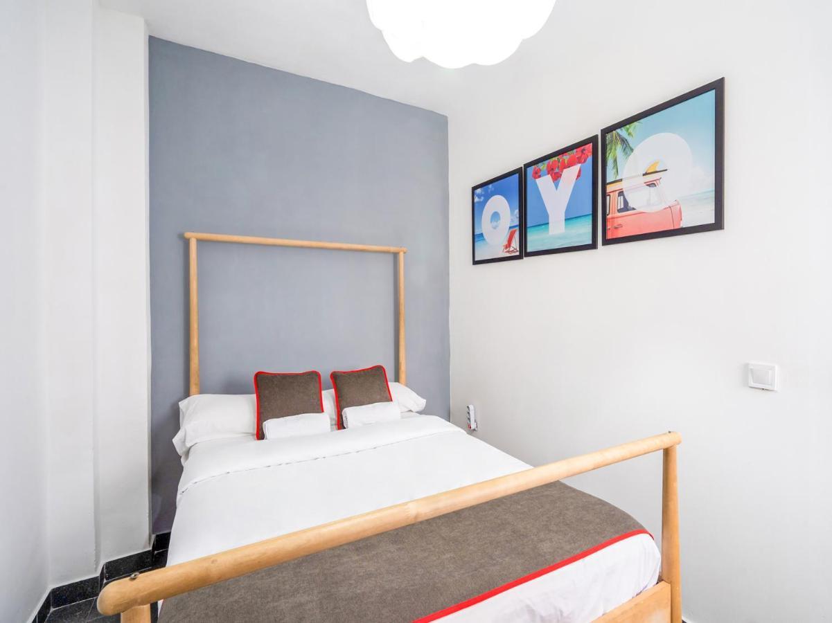 Oyo Ruzafa Guesthouse Valencia Eksteriør bilde