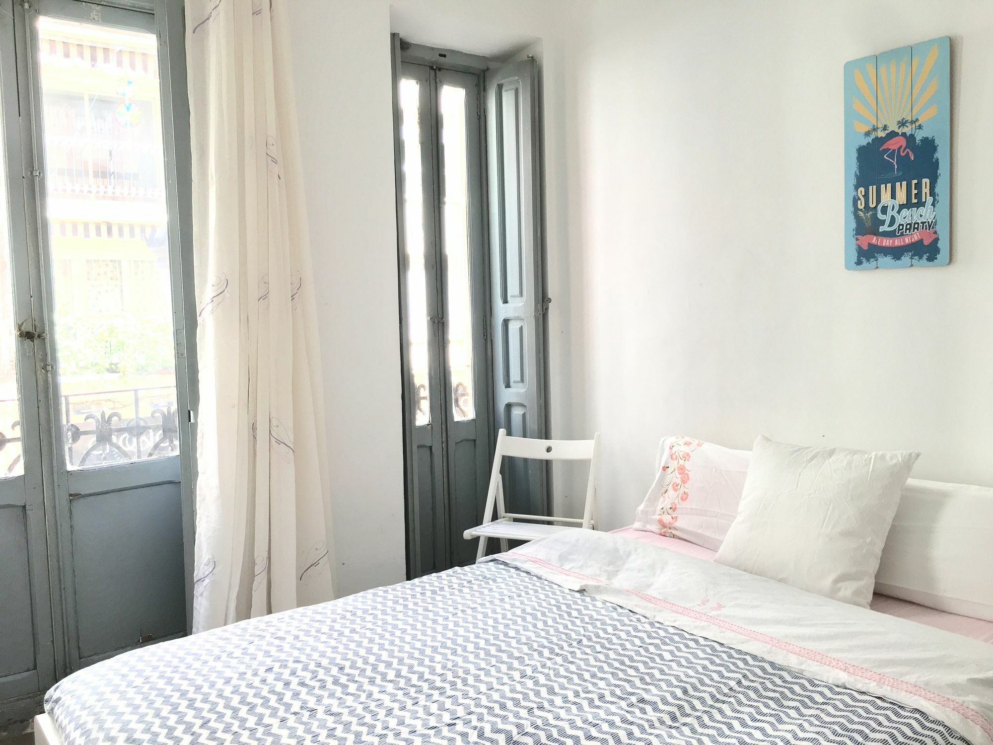 Oyo Ruzafa Guesthouse Valencia Eksteriør bilde